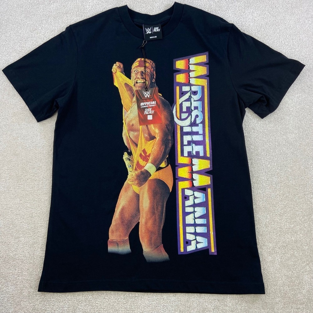 NWT WWE Shoe Palace T Shirt Mens Medium Hulk Hogan Ultimate Warrior WrestleMania